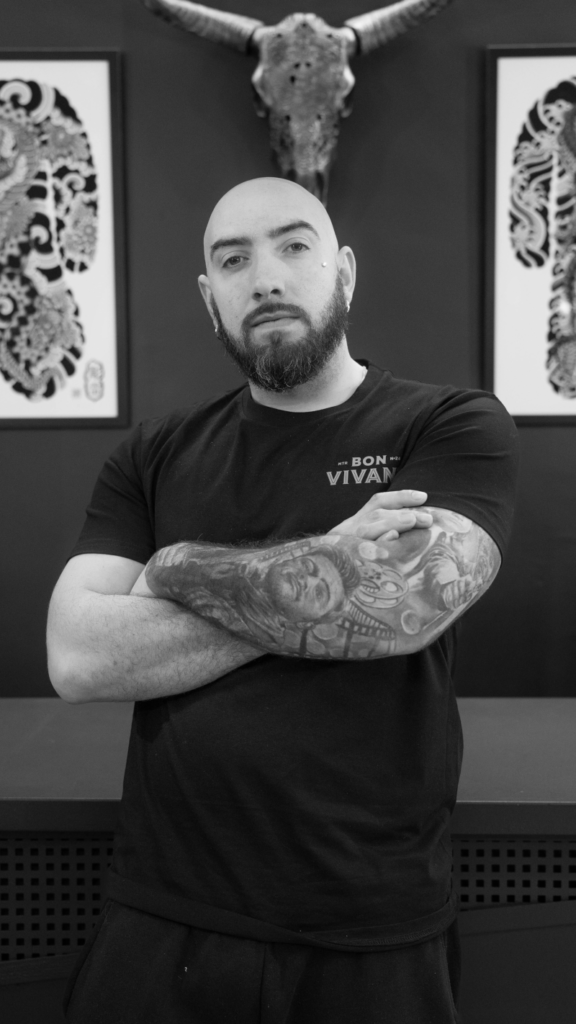 Victor Valverde hiperrealismo lettering